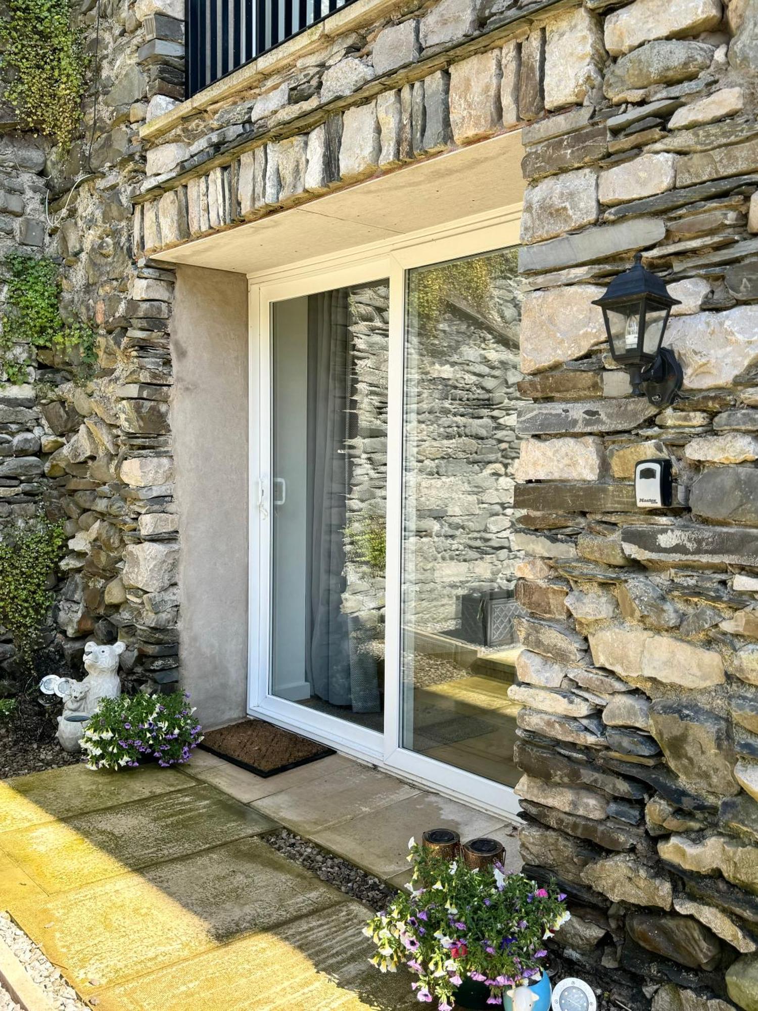 The Barn In The Courtyard, 3 - Bed, Sleeps 5, Pets Welcome Ulverston Esterno foto